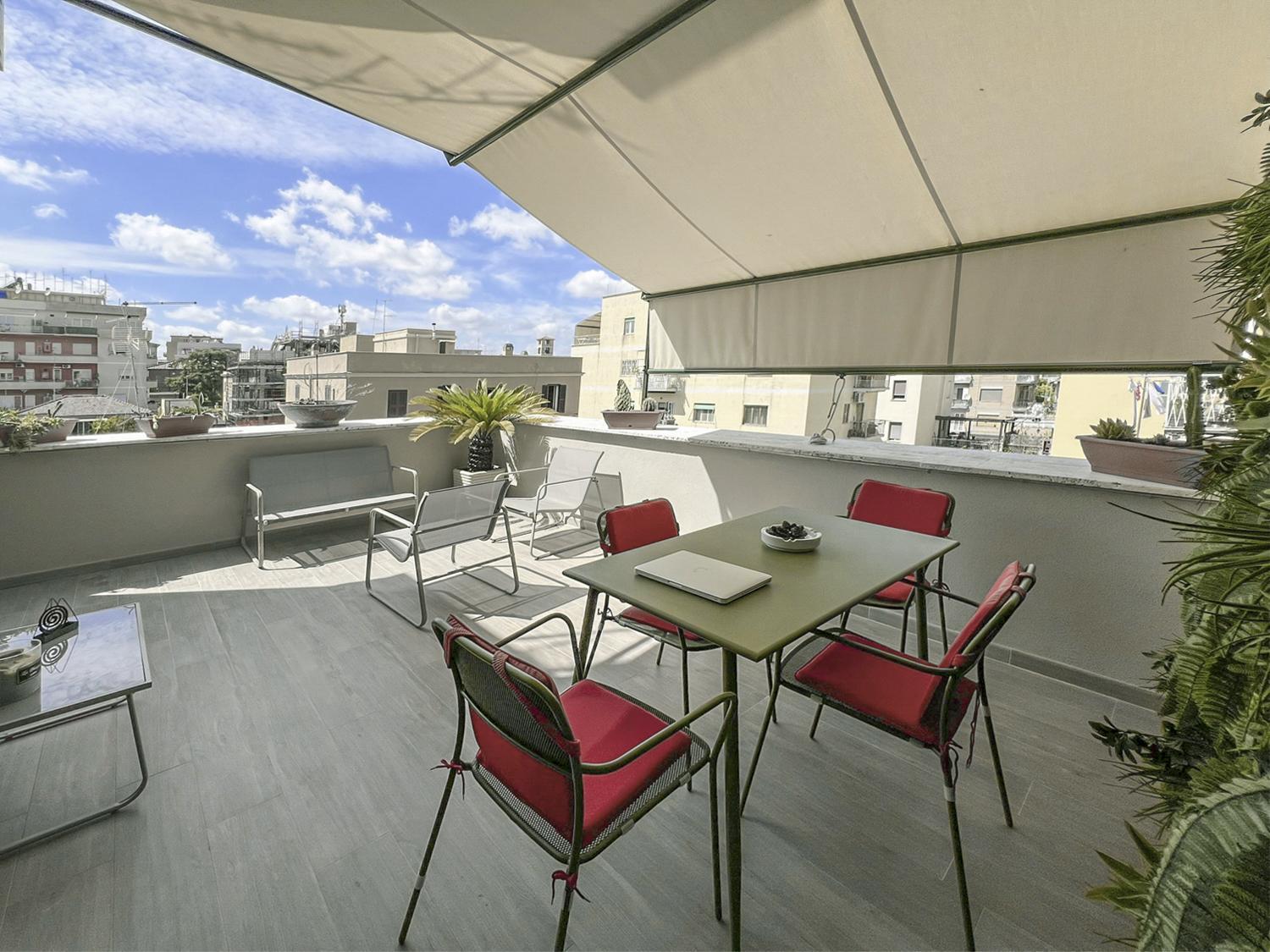 Апартаменты Attico Urbano Terrazza Su Roma Metro A Cornelia Экстерьер фото